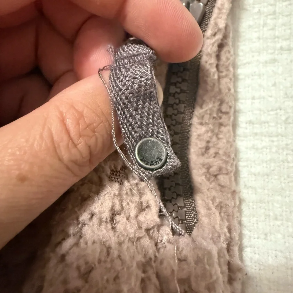 Prana Permafrost quarter-zip Sherpa pull-over.